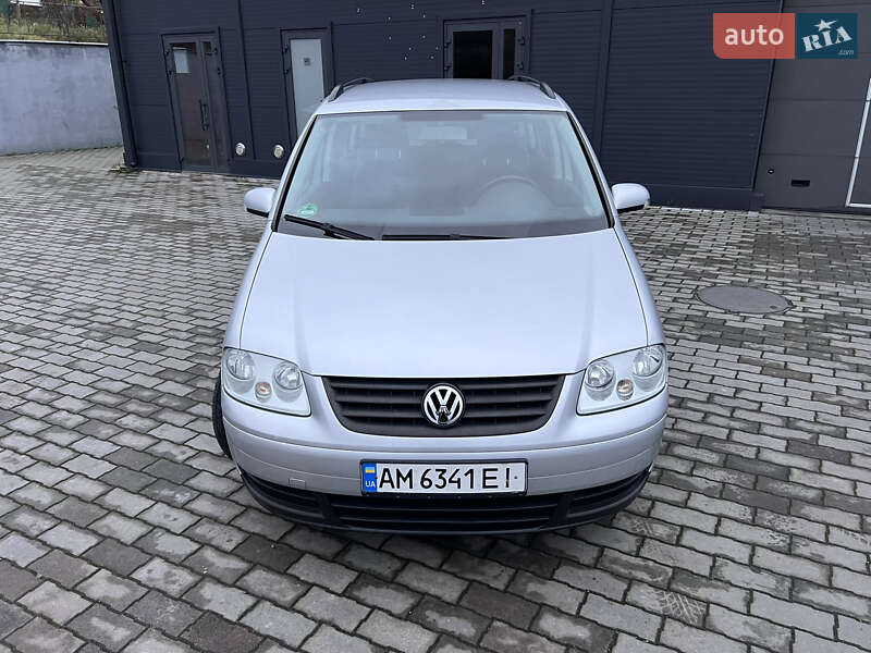 Минивэн Volkswagen Touran 2005 в Малине фото 5 Минивэн Volkswagen Touran 2005 в Малине