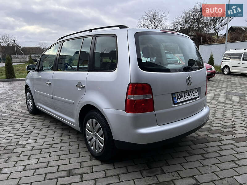 Минивэн Volkswagen Touran 2005 в Малине фото 16 Минивэн Volkswagen Touran 2005 в Малине
