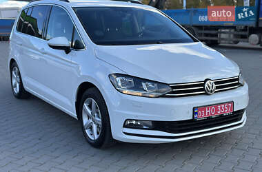 Микровэн Volkswagen Touran 2017 в Хмельницком