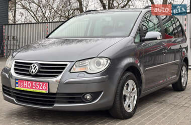 Минивэн Volkswagen Touran 2007 в Александрие