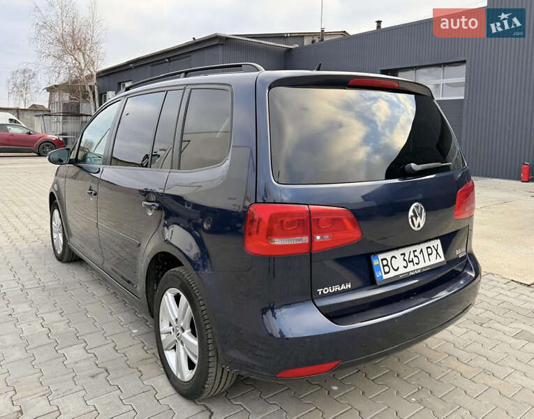 Минивэн Volkswagen Touran 2012 в Харькове
