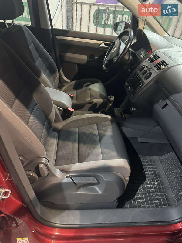 Минивэн Volkswagen Touran 2009 в Тернополе