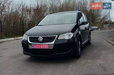 Мінівен Volkswagen Touran 2010 в Хоролі