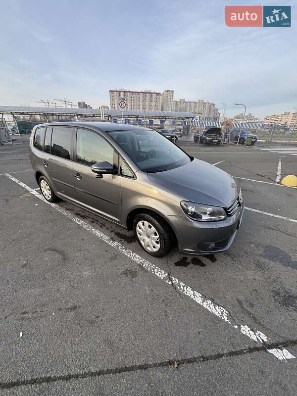 Volkswagen Touran 2014