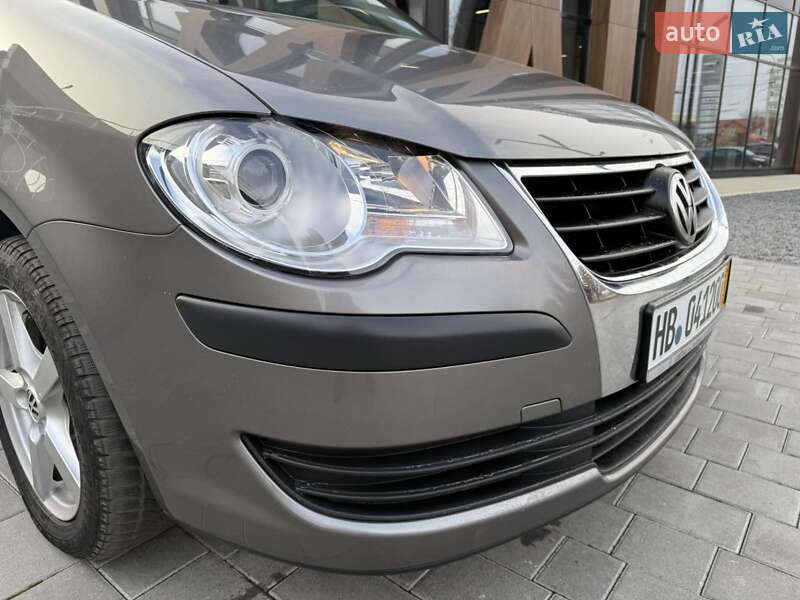 Минивэн Volkswagen Touran 2007 в Белой Церкви
