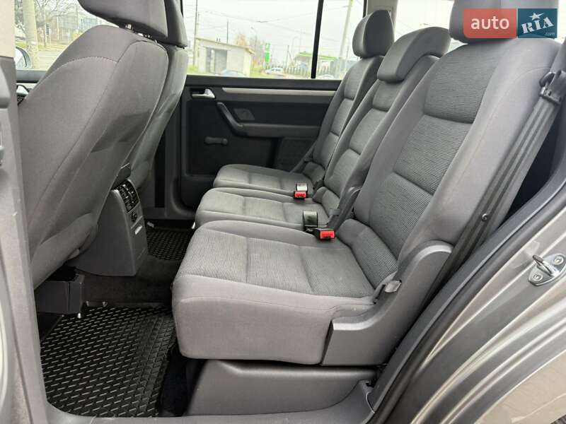 Минивэн Volkswagen Touran 2007 в Белой Церкви