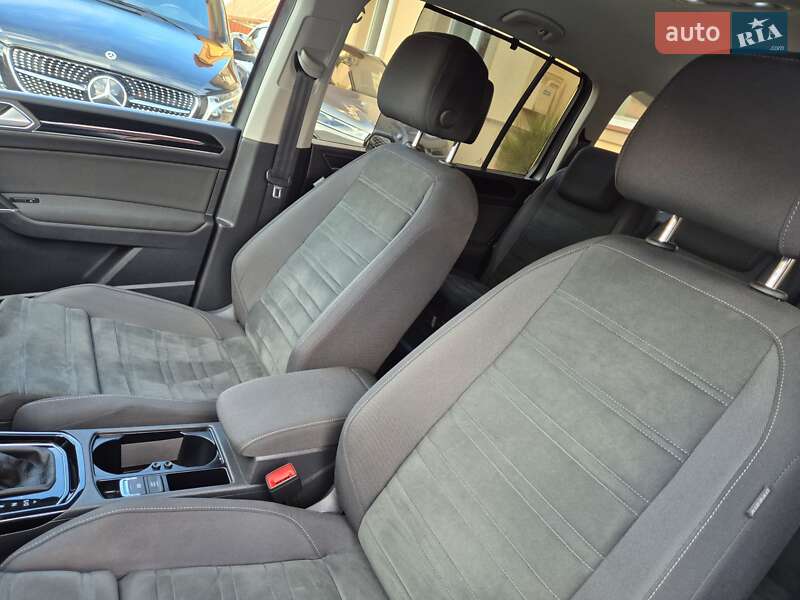 Микровэн Volkswagen Touran 2019 в Ковеле фото 24 Микровэн Volkswagen Touran 2019 в Ковеле