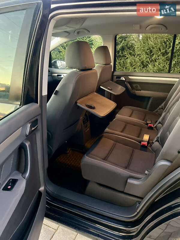 Минивэн Volkswagen Touran 2010 в Староконстантинове фото 10 Минивэн Volkswagen Touran 2010 в Староконстантинове