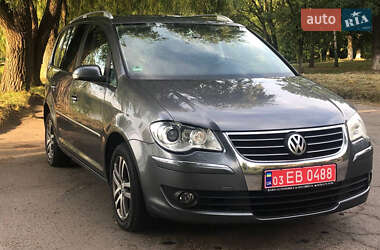 Минивэн Volkswagen Touran 2007 в Ровно