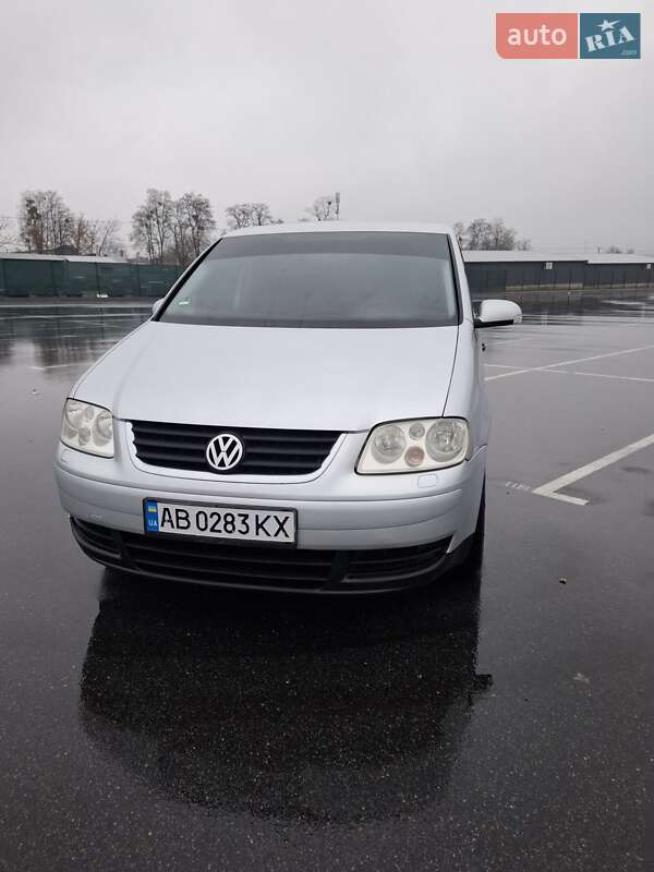 Volkswagen Touran 2004