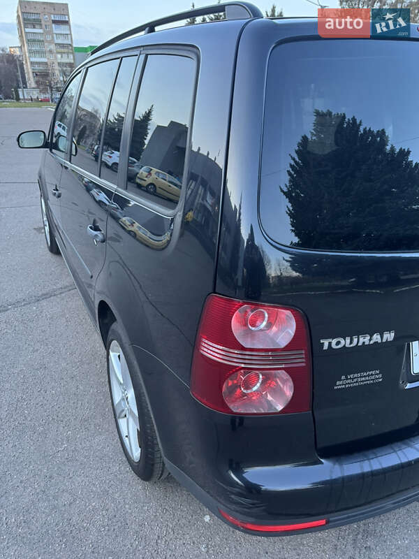 Минивэн Volkswagen Touran 2008 в Ровно