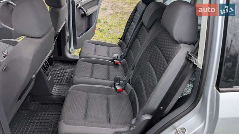 Минивэн Volkswagen Touran 2007 в Шепетовке фото 8 Минивэн Volkswagen Touran 2007 в Шепетовке