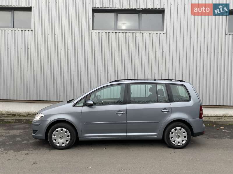 Минивэн Volkswagen Touran 2010 в Мукачево фото 6 Минивэн Volkswagen Touran 2010 в Мукачево