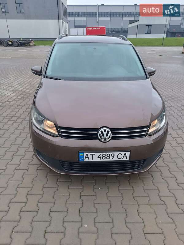 Volkswagen Touran 2012