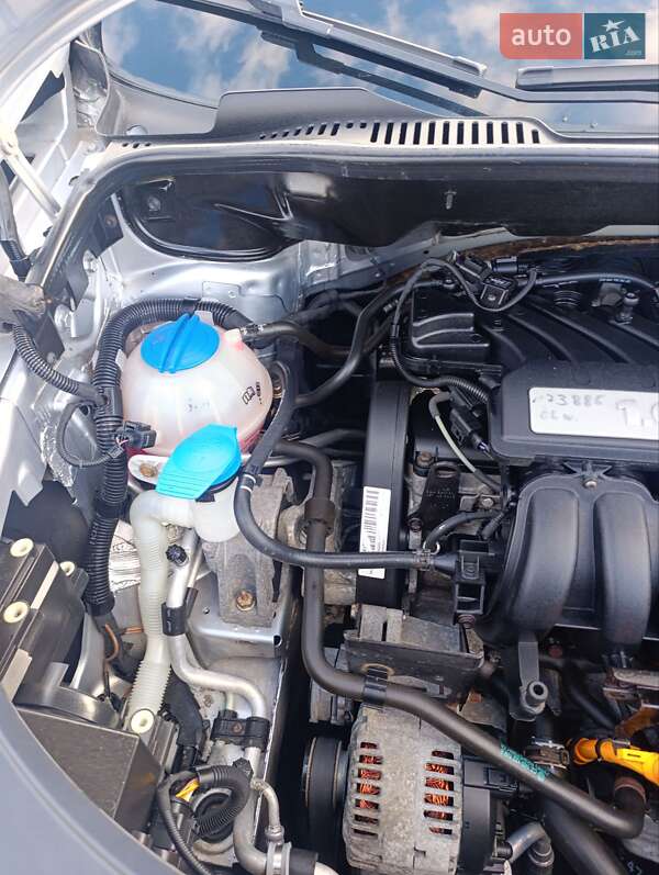 Минивэн Volkswagen Touran 2007 в Луцке