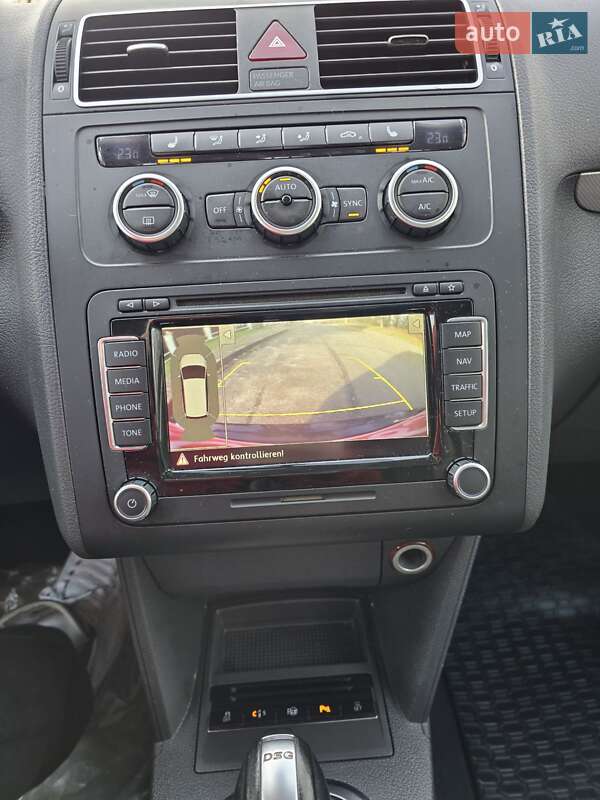 Мінівен Volkswagen Touran 2012 в Києві