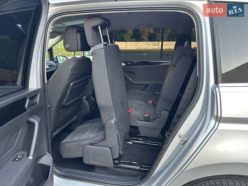 Микровэн Volkswagen Touran 2020 в Луцке