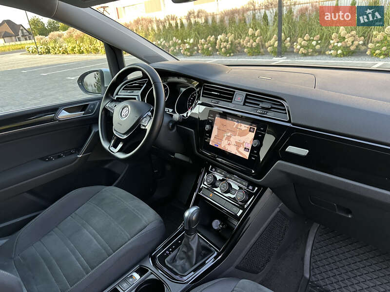 Микровэн Volkswagen Touran 2020 в Луцке