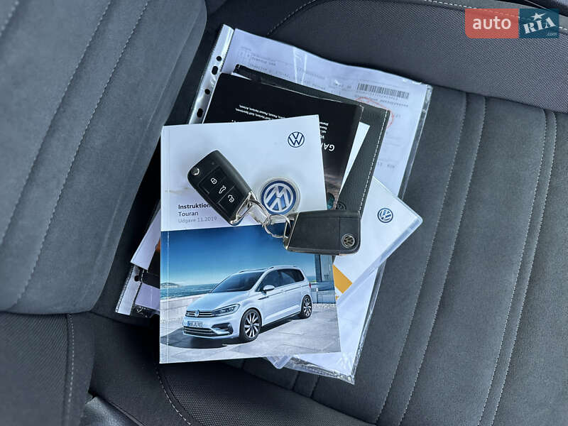 Микровэн Volkswagen Touran 2020 в Луцке