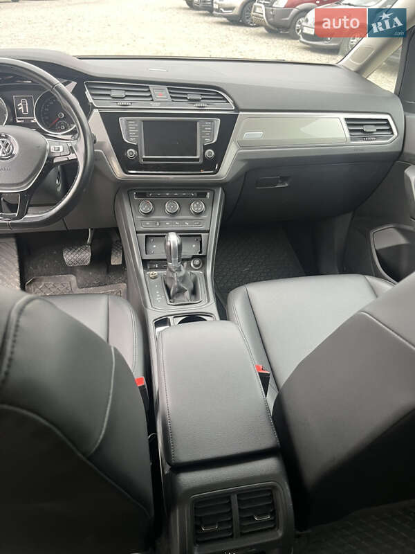 Микровэн Volkswagen Touran 2016 в Белой Церкви