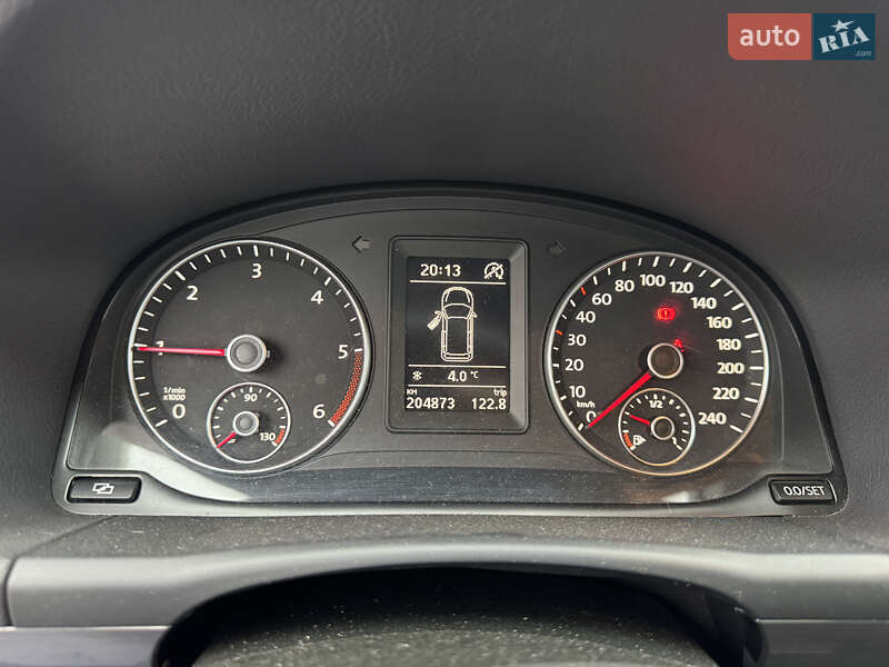 Минивэн Volkswagen Touran 2011 в Луцке фото 15 Минивэн Volkswagen Touran 2011 в Луцке