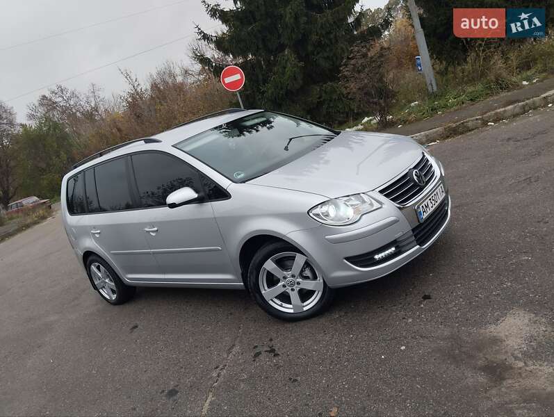 Минивэн Volkswagen Touran 2007 в Бердичеве