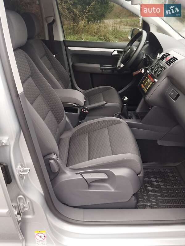 Минивэн Volkswagen Touran 2007 в Бердичеве