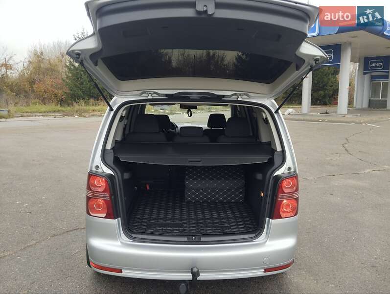 Минивэн Volkswagen Touran 2007 в Бердичеве