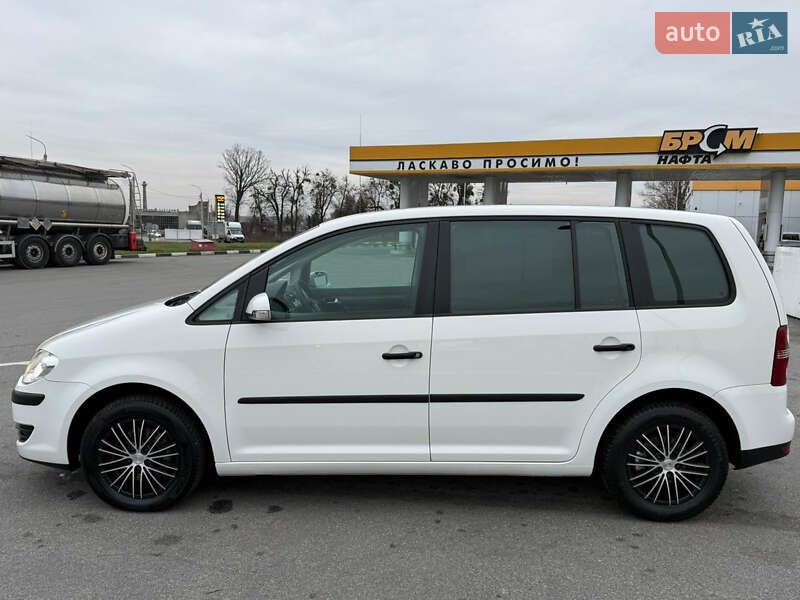 Минивэн Volkswagen Touran 2008 в Виннице