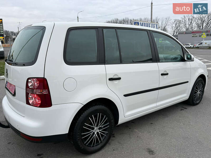 Минивэн Volkswagen Touran 2008 в Виннице