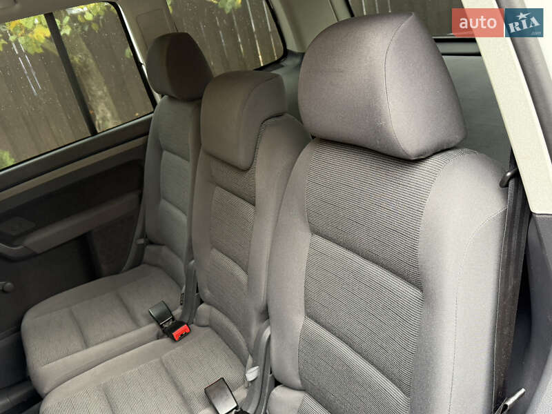 Минивэн Volkswagen Touran 2008 в Виннице