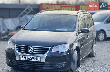 Мінівен Volkswagen Touran 2010 в Бердичеві
