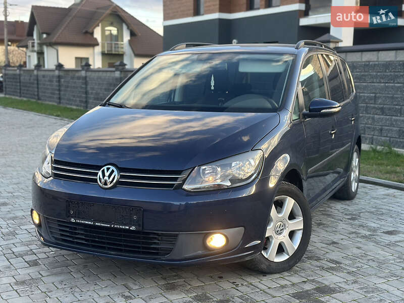 Минивэн Volkswagen Touran 2014 в Ровно