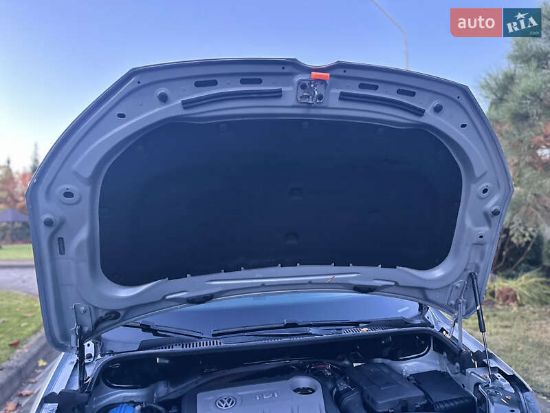 Минивэн Volkswagen Touran 2013 в Сарнах фото 60 Минивэн Volkswagen Touran 2013 в Сарнах