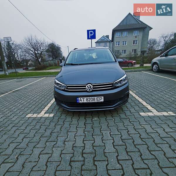 Микровэн Volkswagen Touran 2017 в Ивано-Франковске