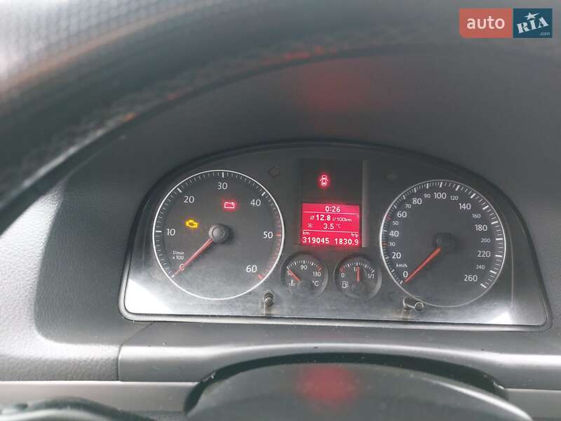 Мінівен Volkswagen Touran 2005 в Сторожинці фото 21 Мінівен Volkswagen Touran 2005 в Сторожинці