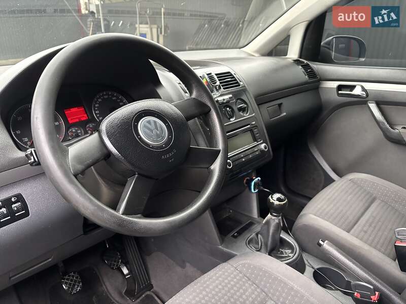 Минивэн Volkswagen Touran 2004 в Черновцах фото 55 Минивэн Volkswagen Touran 2004 в Черновцах