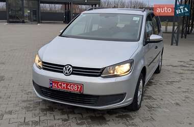 Минивэн Volkswagen Touran 2010 в Черновцах