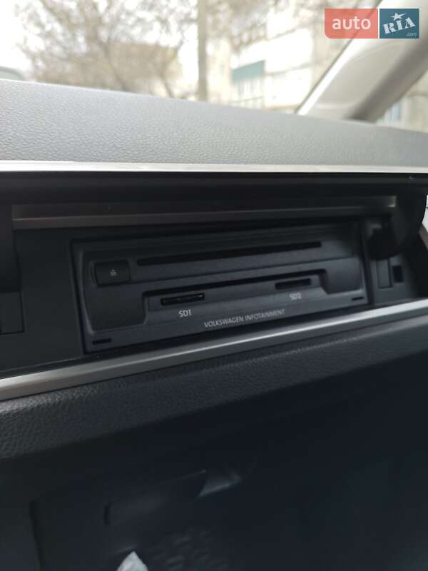 Микровэн Volkswagen Touran 2016 в Славуте