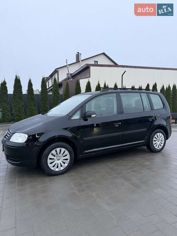 Минивэн Volkswagen Touran 2003 в Каменец-Подольском фото 2 Минивэн Volkswagen Touran 2003 в Каменец-Подольском