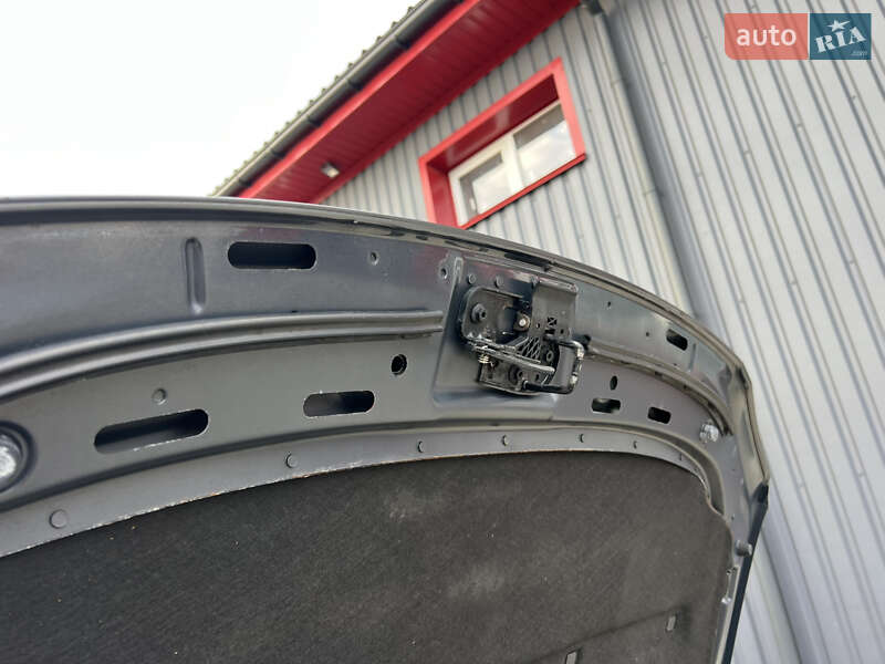 Минивэн Volkswagen Touran 2007 в Лубнах