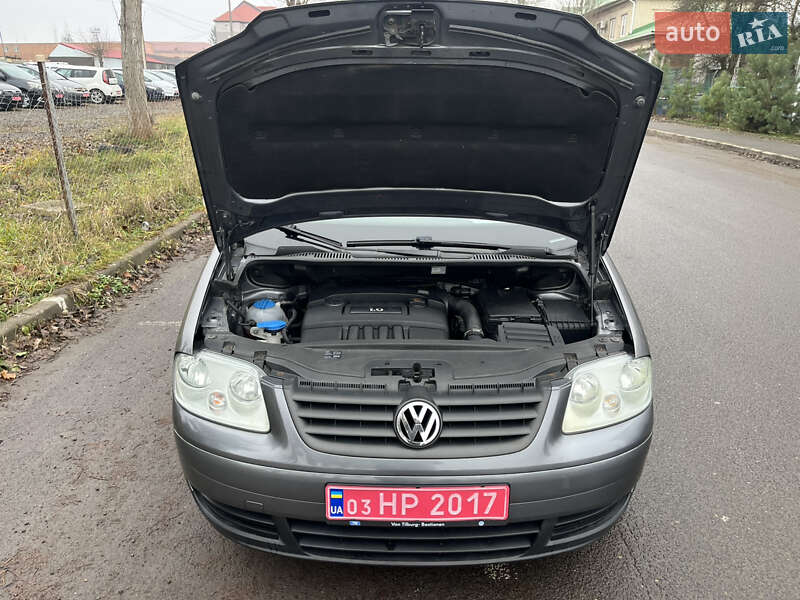 Минивэн Volkswagen Touran 2006 в Луцке фото 20 Минивэн Volkswagen Touran 2006 в Луцке