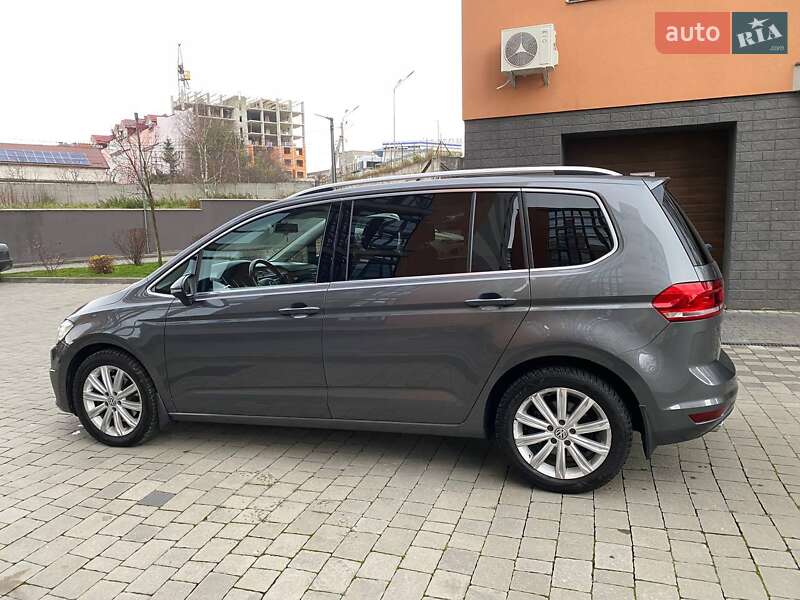 Микровэн Volkswagen Touran 2016 в Ивано-Франковске фото 19 Микровэн Volkswagen Touran 2016 в Ивано-Франковске