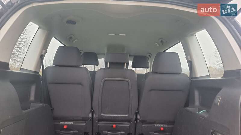 Минивэн Volkswagen Touran 2006 в Ровно