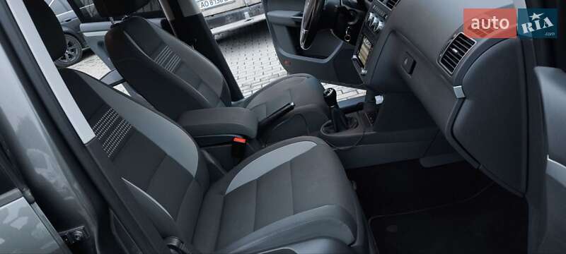 Минивэн Volkswagen Touran 2013 в Мукачево фото 9 Минивэн Volkswagen Touran 2013 в Мукачево