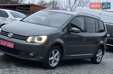 Мінівен Volkswagen Touran 2013 в Мукачевому
