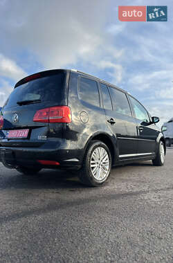 Минивэн Volkswagen Touran 2015 в Луцке