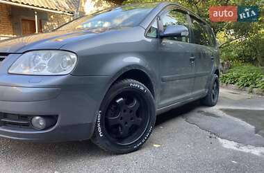 Мінівен Volkswagen Touran 2003 в Києві