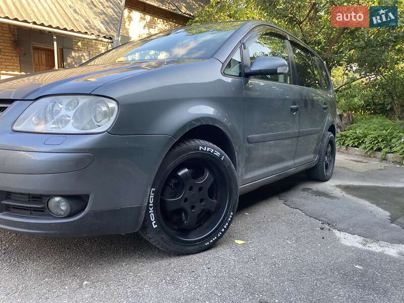 Volkswagen Touran 2003