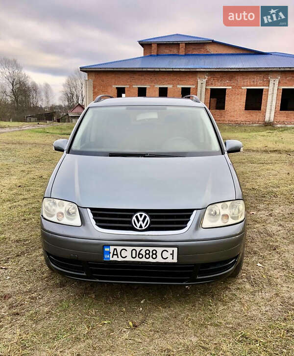 Минивэн Volkswagen Touran 2004 в Ковеле